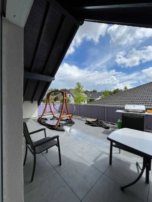 Freundliche 2-Raum-DG-Wohnung mit gehobener Innenausstattung in Liebshausen