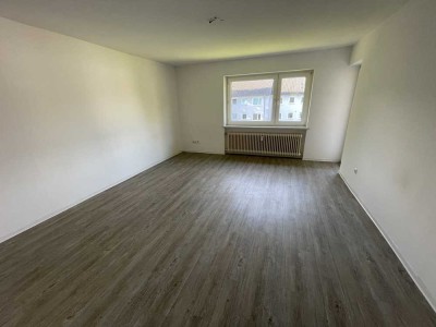 Schöne 3-Zimmer Wohnung mit Balkon