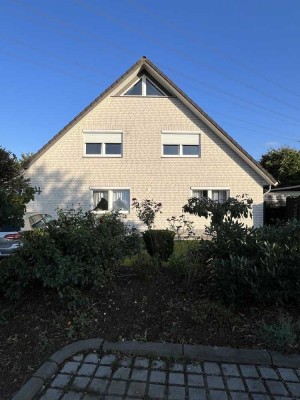 Helle 3-Zimmer-Obergeschoss Wohnung zu vermieten