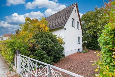 Jung & Kern Immobilien - Einfamilienhaus auf großem Grundstück - mit viel Potenzial