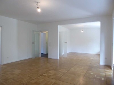 Wohnen an der Fasanerie: Moderne 3-Zimmer-Wohnung mit Terrasse