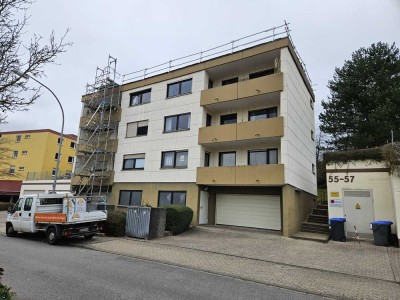 Renovierungsbedürftige 2 ZKB Wohnung auf dem Eschberg