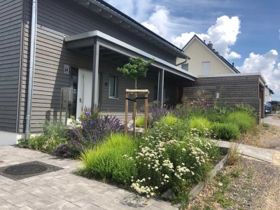 Modernes, behindertengerechtes Einfamilienhaus mit Photovoltaik in Holzhausen