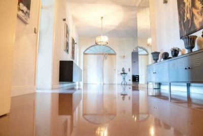 Luxuriöses Wohnen im Loftstil in der denkmalgeschützten Thiepval-Kaserne in Tübingen.