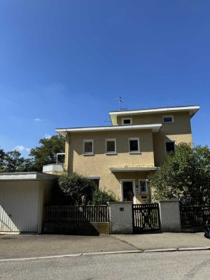 Gepflegtes 6,5-Zimmer Haus in der Villengegend von Heidenheim mit Garage