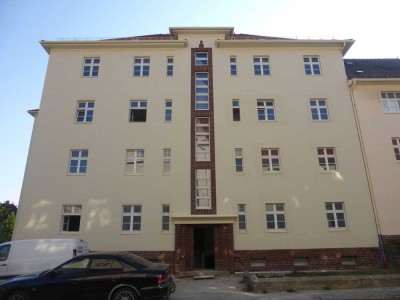 Wohnung im 1. OG mit Fahrstuhl zu vermieten 