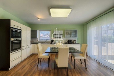 Gemeinsam leben, getrennt genießen – Zweifamilienidylle mit Garten & Balkon!