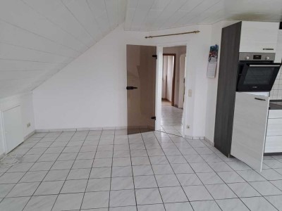 Charmante 2-Zimmer Dachgeschosswohnung in Saulheim