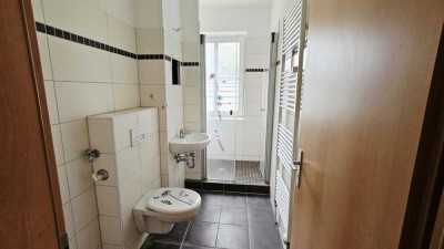 2 Zimmer Wohnung mit Balkon und Dusche