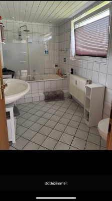 Freundliche 4-Zimmer-EG-Wohnung in Sarmersbach