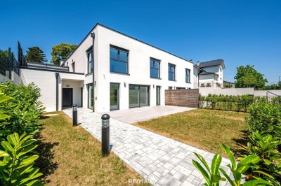 Erstbezug: Doppel-Haushälfte mit Fernblick und Wohlfühlambiente