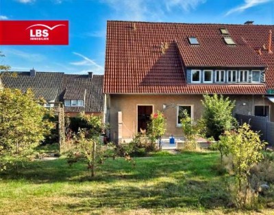 Großzügige Eigentumswohnung mit Doppelhaushälften Karakter