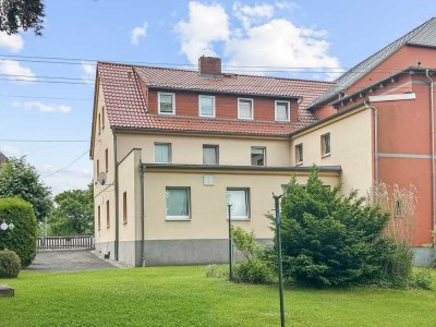 Vielseitig nutzbares Zweifamilienhaus mit großzügigem Grundstück in Strahwalde-Herrnhut