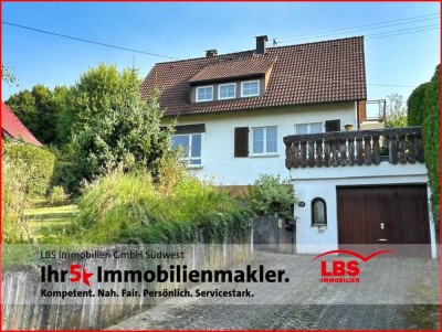Freistehendes Einfamilienhaus mit Garten in toller Aussichtslage