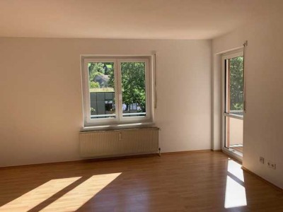Ansprechende und modernisierte 4,5-Raum-Wohnung mit Balkon in Unterkirnach