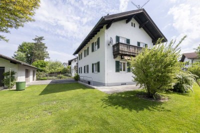 Idyllisches Ein-Zweifamilienhaus in ruhiger Lage in Iffeldorf