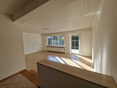 Sonnige Doppelhaushälfte in Attenkirchen