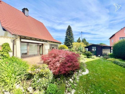 PLATZ FÜR DIE FAMILIE ♥️ Freistehendes Einfamilienhaus mit großem Garten in Kelsterbach!