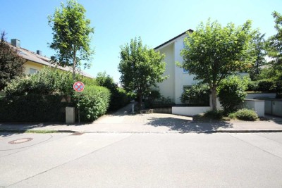Traumhafte 2- Zimmer- Gartenwohnung in ruhiger Lage