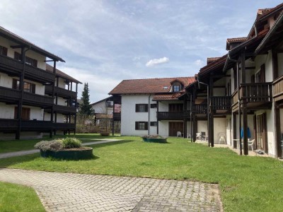 Möbl. Ferien-Apartment  mit Balkon und TG-Stellplatz