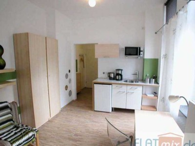 FLATmix.de / Komplett möbliertes Apartment mit SÜD-Balkon in Bi-Mitte...