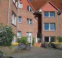 Gepflegte 2-Raum-Maisonette-Wohnung mit Balkon und Einbauküche in Uelzen