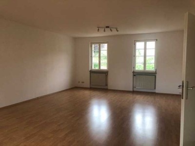 Helle 4-Zimmer-Wohnung in Kirchheimbolanden