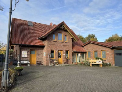 Ansprechendes Haus incl Gewerbemöglichkeiten in Zeven