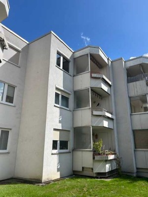 Schöne 2-Zimmer Eigentumswohnung mit Sonnenbalkon und Garage in ruhiger Lage von BS-Weststadt