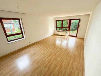 Gepflegte 2-Zimmer-Wohnung mit Terrasse und Tiefgaragenstellplatz