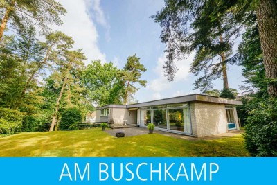 Architektenbungalow mit Einliegerwohnung auf traumhaftem Grundstück