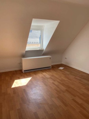 "schöne kleine Wohnung in der Hagener City zu vermieten"