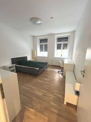 Moderne und möblierte 2 - Zimmer - Wohnung