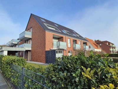 NEUER PREIS 2,5-Zimmer-Dachgeschosswohnung mit Meerblick und 2 Balkonen - Erstwohnsitz auf höchst...