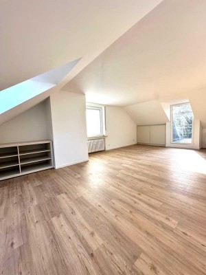 Erstbezug nach Renovierung! Helle Dachgeschosswohnung im Herzen von Unna
