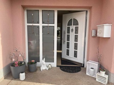 Exklusives Einfamilienhaus mit 6 Zimmern, 203 m² Wohnfläche und großem Grundstück in Altenkirchen (W