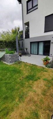 Exklusive, barrierefreie 2-Zimmer-Einliegerwohnung mit Garten & großer Terrasse in Burgrieden Rot