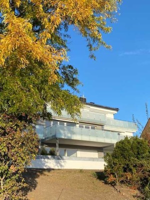 Exklusive 2-Zimmer-Wohnung mit Fernblick am Bielefelder Südhang in bester Wohnlage