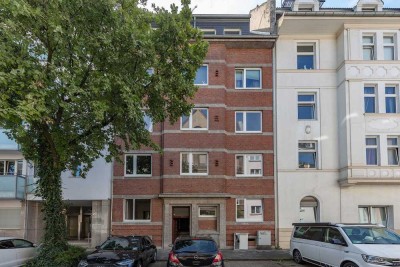 DÜSSELDORF-Golzheim: "HAUS ROLANDS. gründerzeitwohnen."