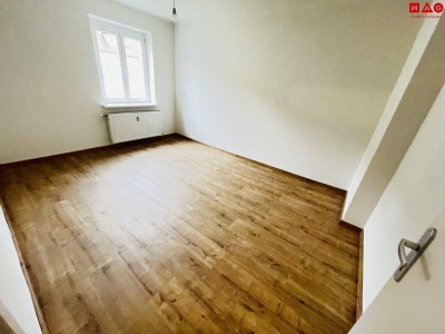 Erstbezug nach Sanierung! Ansprechende Wohnung im Grünen!