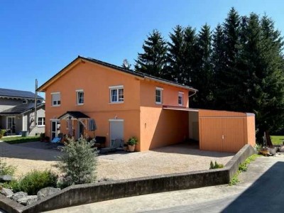 .... ein fast autarkes Ein- bis Zweifamilienhaus für 2 Generationen...altersgerecht