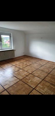 Attraktive 3-Zimmer-Dachgeschosswohnung mit EBK in Obertraubling