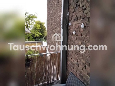 Tauschwohnung: Tausche helle neu sanierte Altbau Wohnung mit Balkon