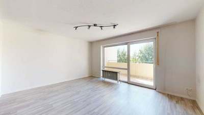 * Sonnenverwöhnte 2-Zimmerwohnung mit EBK, großem Südwestbalkon und KFZ-Stellplatz *