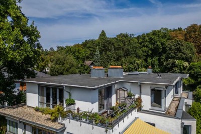 Naturnah und ruhig gelegene Dachgeschoss-Wohnung mit Panoramablick Richtung Bonner Bogen
