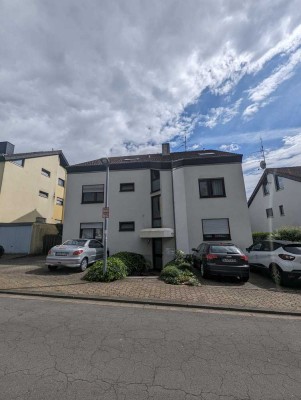 Attraktive 2 Raum-DG-Wohnung in Dillingen/Saar