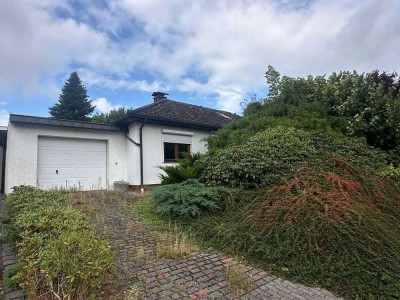 Oyten / Charmanter Bungalow mit großem Garten und Baugrundstück!