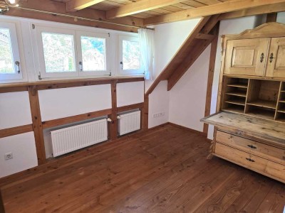 Geräumiges, günstiges 7-Raum-Einfamilienhaus mit gehobener Innenausstattung und EBK in Weidenthal