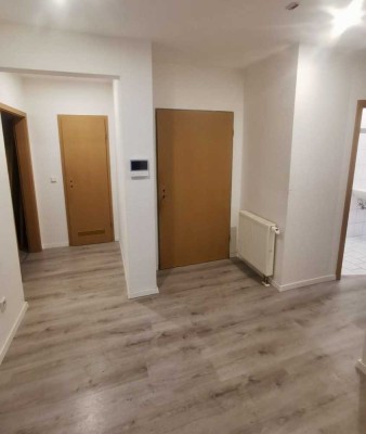 Sanierte Wohnung mit drei Zimmern in Eilenburg