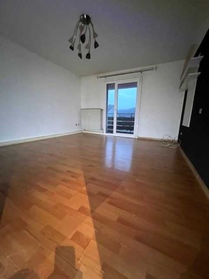 Ihr neues Zuhause erwartet Sie: 2-Zimmer-Wohnung mit Balkon ab sofort verfügbar!